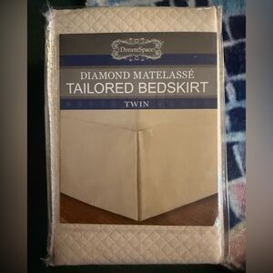 Cream Tailored Bedskirt - Twin